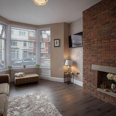 Coral Boutique Apartment 1 Blackpool Exterior photo