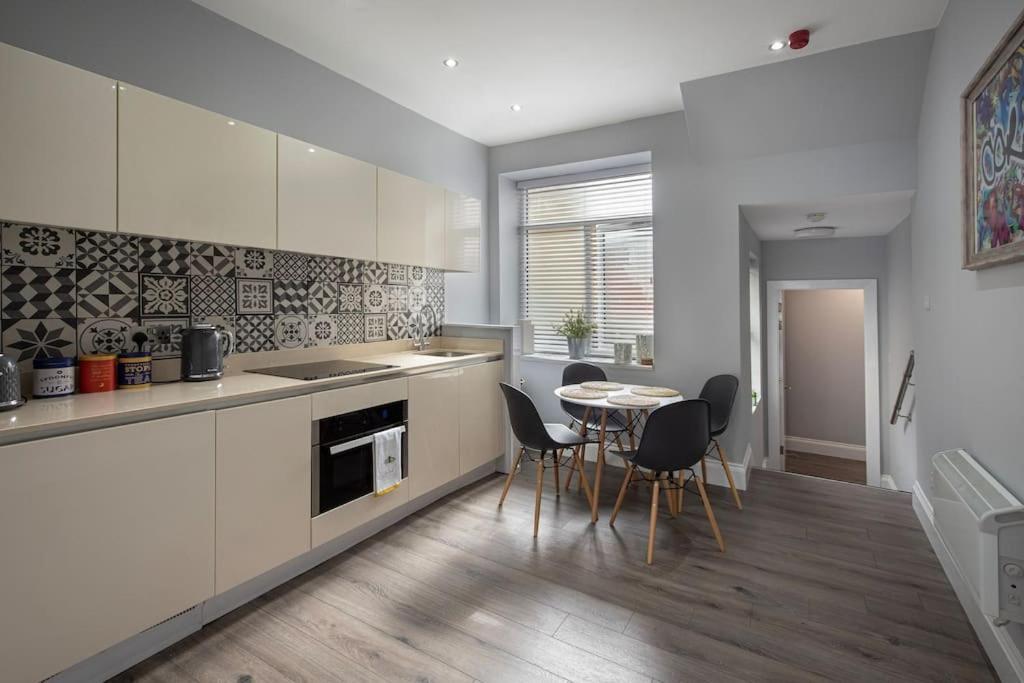 Coral Boutique Apartment 1 Blackpool Exterior photo